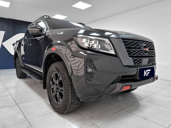 NISSAN FRONTIER 2.3 16V TURBO DIESEL PRO4X CD 4X4 AUTOMÁTICO